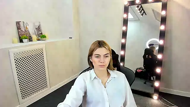 Cherry Price online show from 12-18-24, 12:43