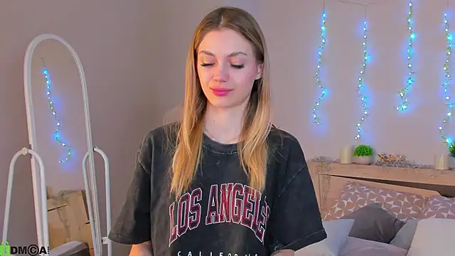 Cherry Price online show from 04-22-26, 12:02