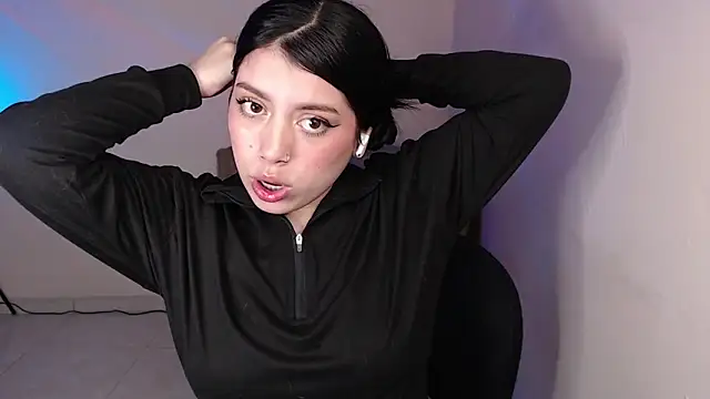 Snapshot of iam_emy chatting on 02-06-26, 07:12 iam emy online show from 02-06-26, 07:12