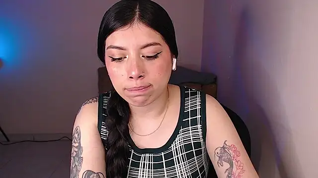 Snapshot of iam_emy chatting on 02-07-26, 03:43 iam emy online show from 02-07-26, 03:43