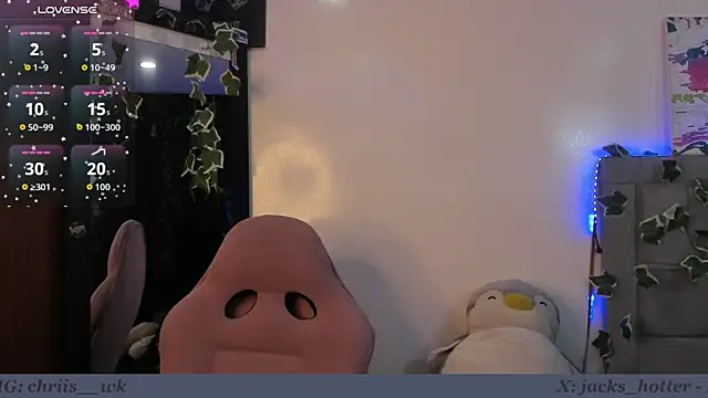 Snapshot of jacks_hotter chatting on 12-03-25, 10:41 jacks hotter online show from 12-03-25, 10:41