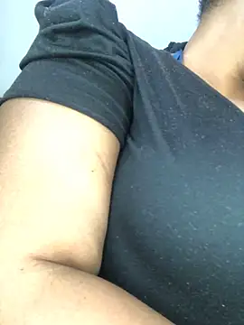 Snapshot of PervertPreggy chatting on 02-17-25, 10:51 PervertPreggy online show from 02-17-25, 10:51