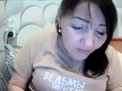 ClaireSunset online show from 03-31-26, 06:41