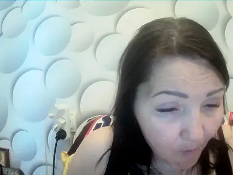 ClaireSunset online show from 05-02-26, 05:18