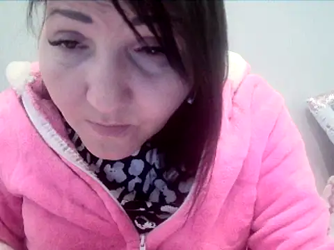 ClaireSunset online show from 05-14-26, 05:31