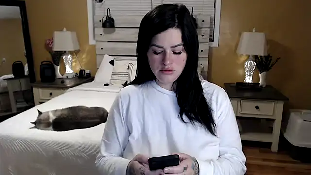 TexasTattooedHouseWife online show from 02-25-25, 12:24