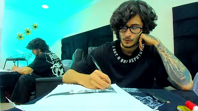 Loggan donnelly online show from 02-12-25, 09:33