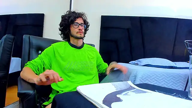 Loggan donnelly online show from 02-19-25, 07:59