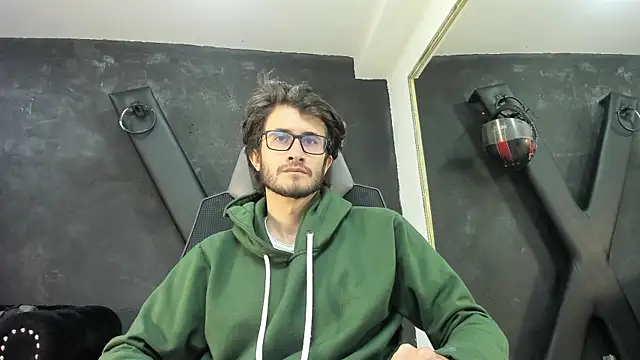 Loggan donnelly online show from 10-12-25, 08:08