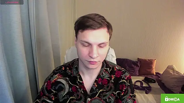 handsome guy01 online show from 04-03-26, 08:29