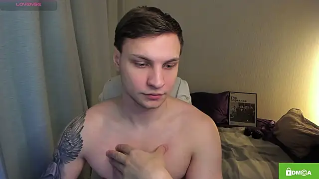 handsome guy01 online show from 04-07-26, 10:31