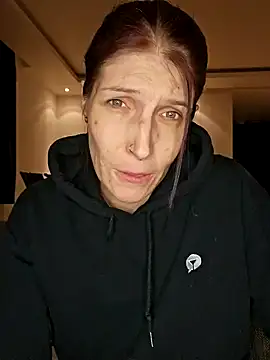 Lenchen  online show from 12-21-24, 09:25