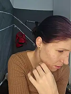 Lenchen  online show from 12-22-24, 08:36