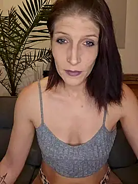 Lenchen  online show from 03-22-25, 07:09