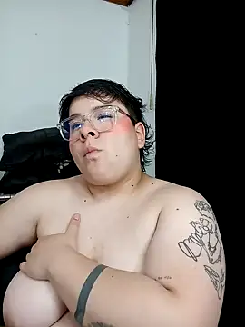 amalia love online show from 12-13-24, 05:49