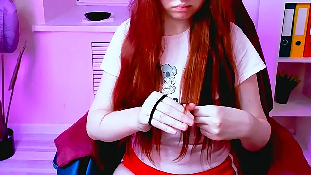 CarolGiggly online show from 10-28-25, 10:45