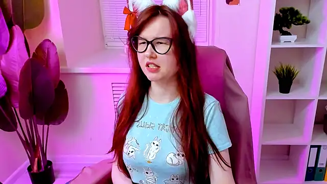 CarolGiggly online show from 04-18-26, 07:07