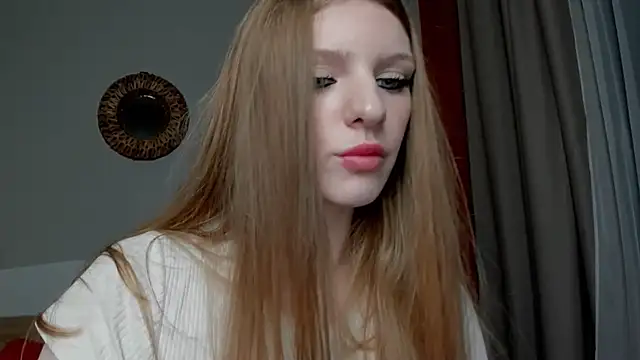 Snapshot of ravenousbiter chatting on 09-14-25, 01:21 ravenousbiter online show from 09-14-25, 01:21