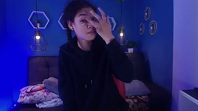 Snapshot of Aurora_ath chatting on 02-13-26, 06:20 Aurora ath online show from 02-13-26, 06:20