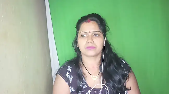 Snapshot of mamoni91 chatting on 02-21-25, 03:23 mamoni91 online show from 02-21-25, 03:23