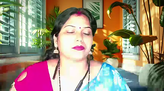 Snapshot of mamoni91 chatting on 02-27-25, 05:26 mamoni91 online show from 02-27-25, 05:26