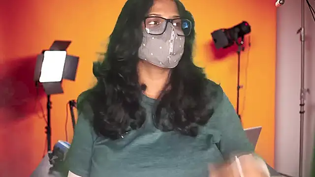 Snapshot of mamoni91 chatting on 09-11-25, 03:17 mamoni91 online show from 09-11-25, 03:17