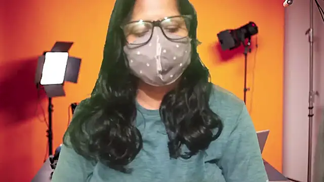 Snapshot of mamoni91 chatting on 09-14-25, 03:05 mamoni91 online show from 09-14-25, 03:05