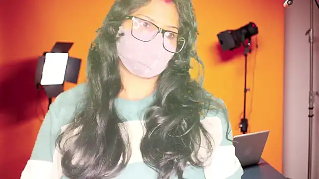 Snapshot of mamoni91 chatting on 03-16-26, 03:56 mamoni91 online show from 03-16-26, 03:56