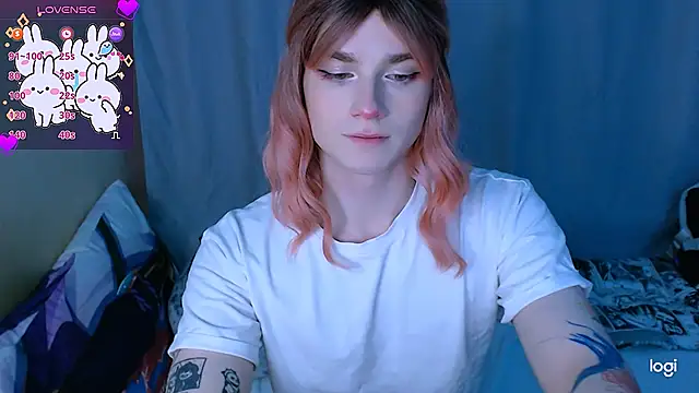 Snapshot of Alice_Hells chatting on 12-23-24, 08:33 Alice Hells online show from 12-23-24, 08:33