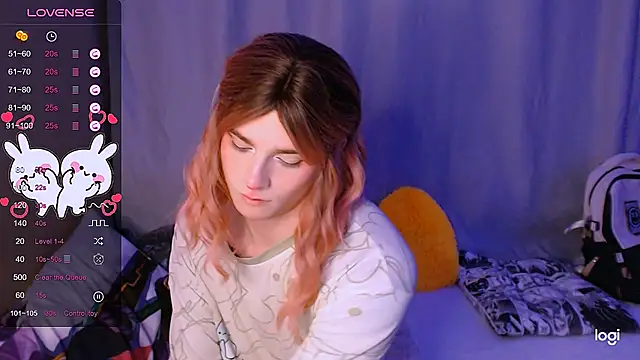 Snapshot of Alice_Hells chatting on 02-08-25, 04:14 Alice Hells online show from 02-08-25, 04:14