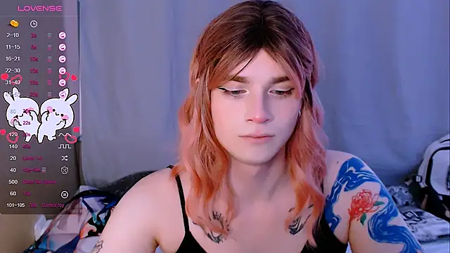 Snapshot of Alice_Hells chatting on 02-28-25, 08:09 Alice Hells online show from 02-28-25, 08:09