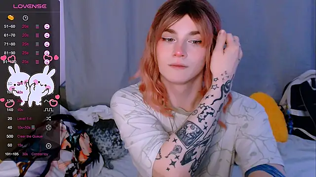 Snapshot of Alice_Hells chatting on 03-20-25, 08:20 Alice Hells online show from 03-20-25, 08:20