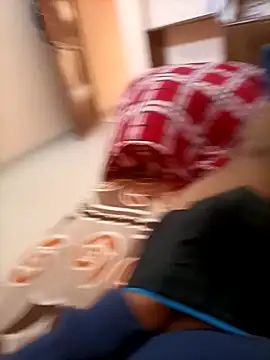 Snapshot of RRahullove69 chatting on 11-16-25, 04:07 RRahullove69 online show from 11-16-25, 04:07