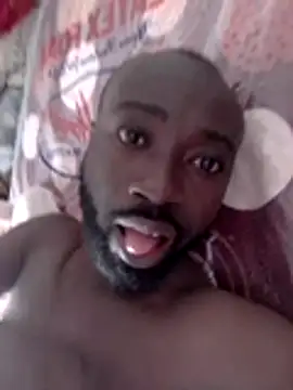 Snapshot of Kissamissah chatting on 10-28-25, 02:09 Kissamissah online show from 10-28-25, 02:09