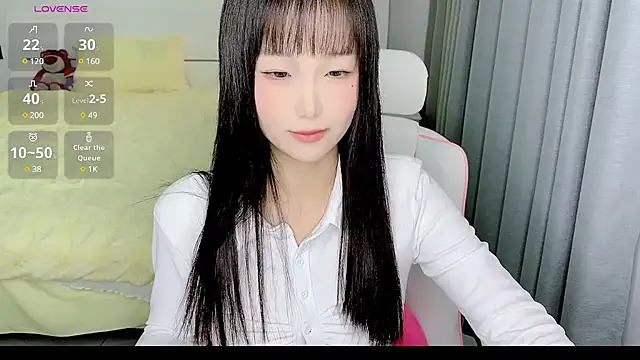 Snapshot of -Wendy__ chatting on 01-18-25, 03:20 -Wendy online show from 01-18-25, 03:20