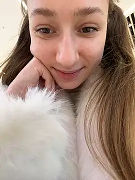 Lia  Love online show from 01-16-25, 12:09