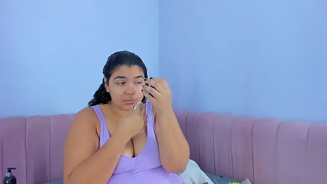 Tiffanymiller00 online show from 12-14-24, 01:59