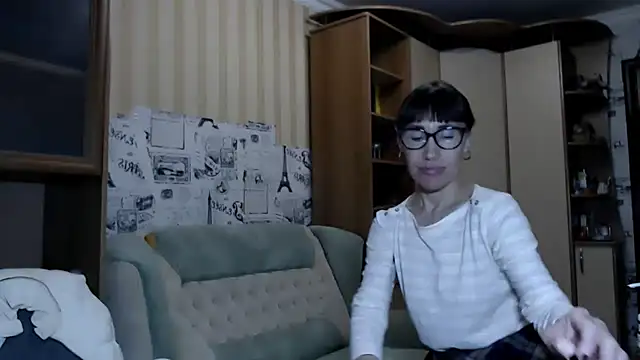 Snapshot of Pepper_mur chatting on 12-23-24, 12:19 Pepper mur online show from 12-23-24, 12:19
