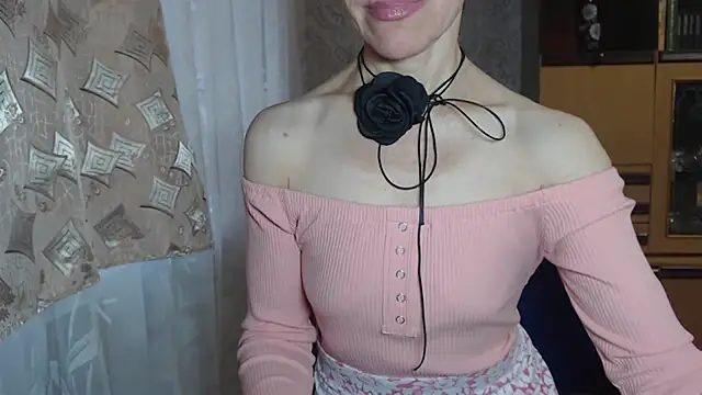 Snapshot of Pepper_mur chatting on 12-24-24, 07:06 Pepper mur online show from 12-24-24, 07:06