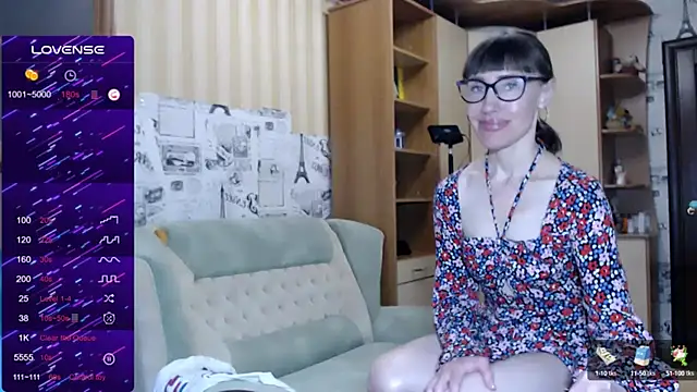 Snapshot of Pepper_mur chatting on 03-18-25, 11:30 Pepper mur online show from 03-18-25, 11:30