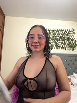 Snapshot of Kay_LustyWife chatting on 02-06-25, 02:37 Kay LustyWife online show from 02-06-25, 02:37