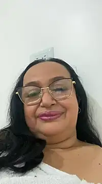 GiaNahomi online show from 12-19-24, 02:24