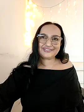 GiaNahomi online show from 01-14-25, 04:25