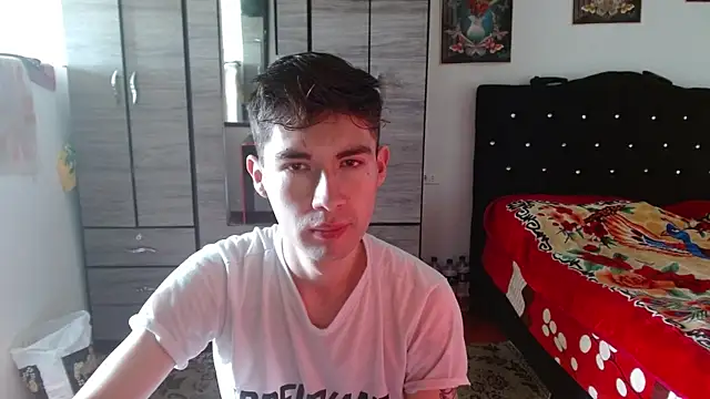 Snapshot of samael1107 chatting on 10-31-25, 03:46 samael1107 online show from 10-31-25, 03:46