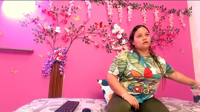 analdeepalejandra18 online show from 11-07-25, 07:03