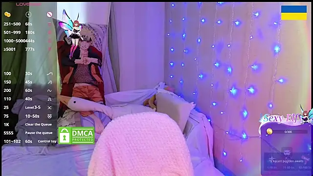 RedVelveten online show from 03-08-25, 06:43