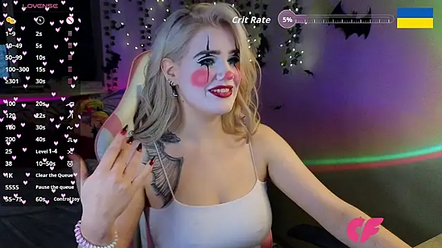 RedVelveten online show from 10-31-25, 07:53