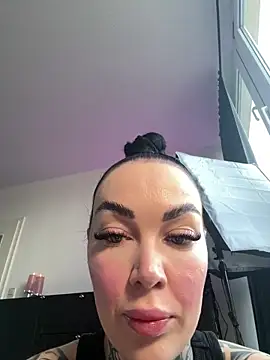 PalinaPr online show from 12-16-25, 01:38