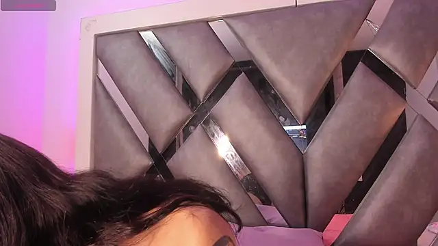 Snapshot of Mis__lola chatting on 02-19-25, 07:16 Mis  lola online show from 02-19-25, 07:16