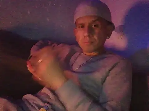 oiram27 online show from 12-15-25, 07:12